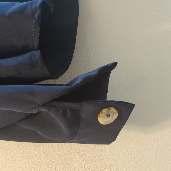 Dynamite navy blue top, medium - Picture 4 of 4